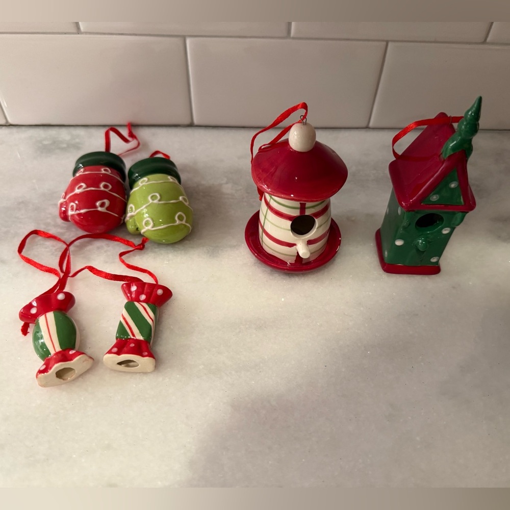 Assorted Ceramic Red And Green Christmas Ornaments. Set of 6. NWOT